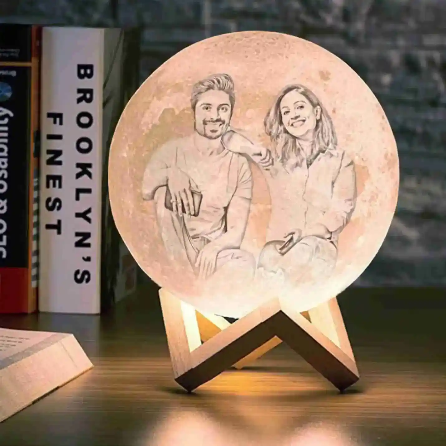 3D-Moon-Lamp-for-Best-Friend