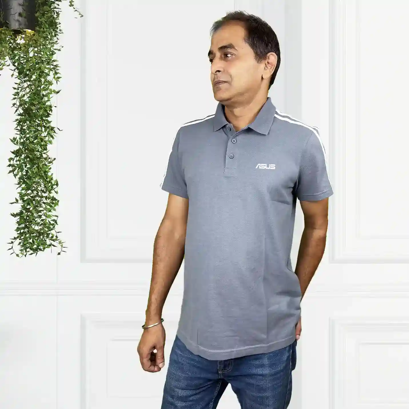 T-Shirt – Elegant Polo Style
