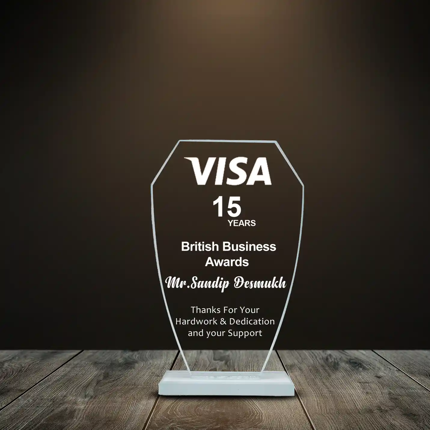 Supreme Economic Personalised Glass Mementos