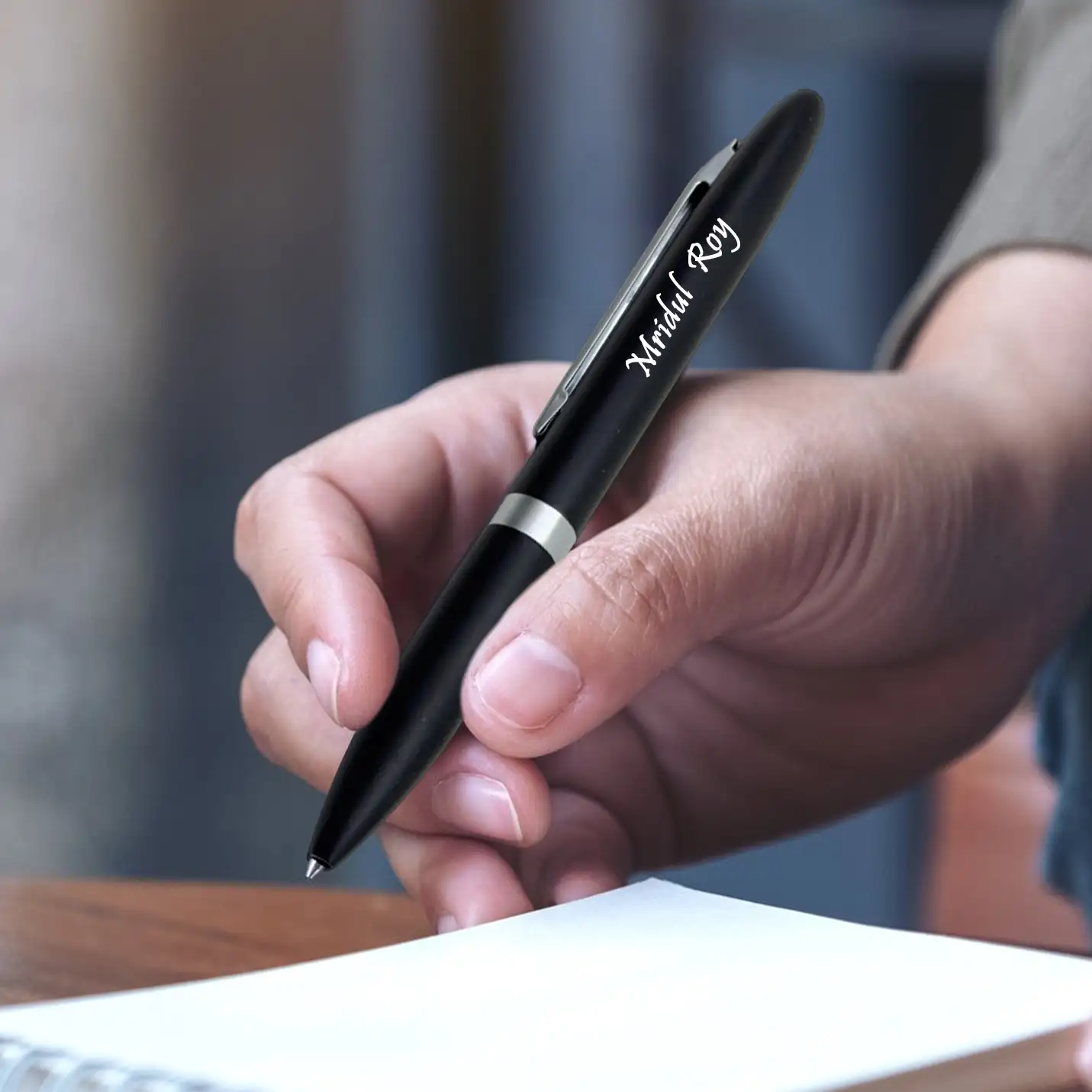 Laser Engraved Exclusive design roller black pen Pen