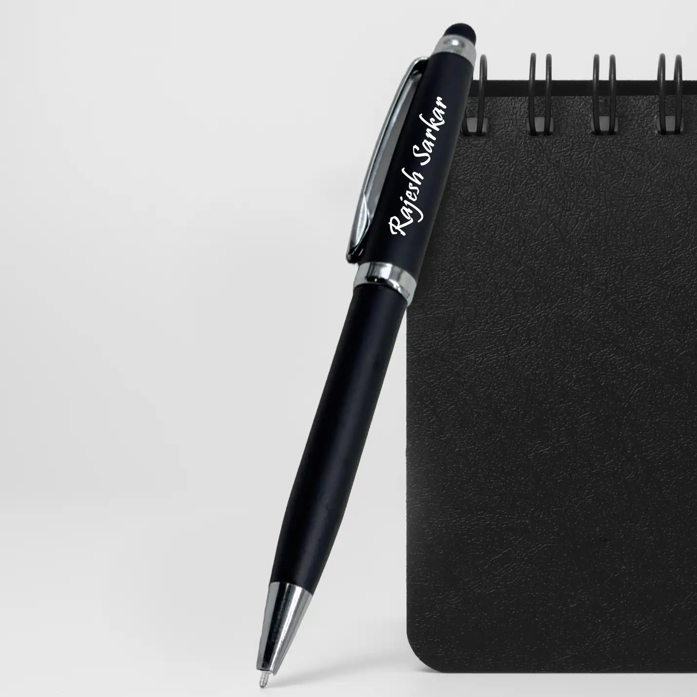 Engraved Exclusive design roller black pen Pen