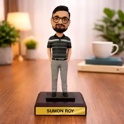 Face Customized Bobblehead - Men in Casual Outfit