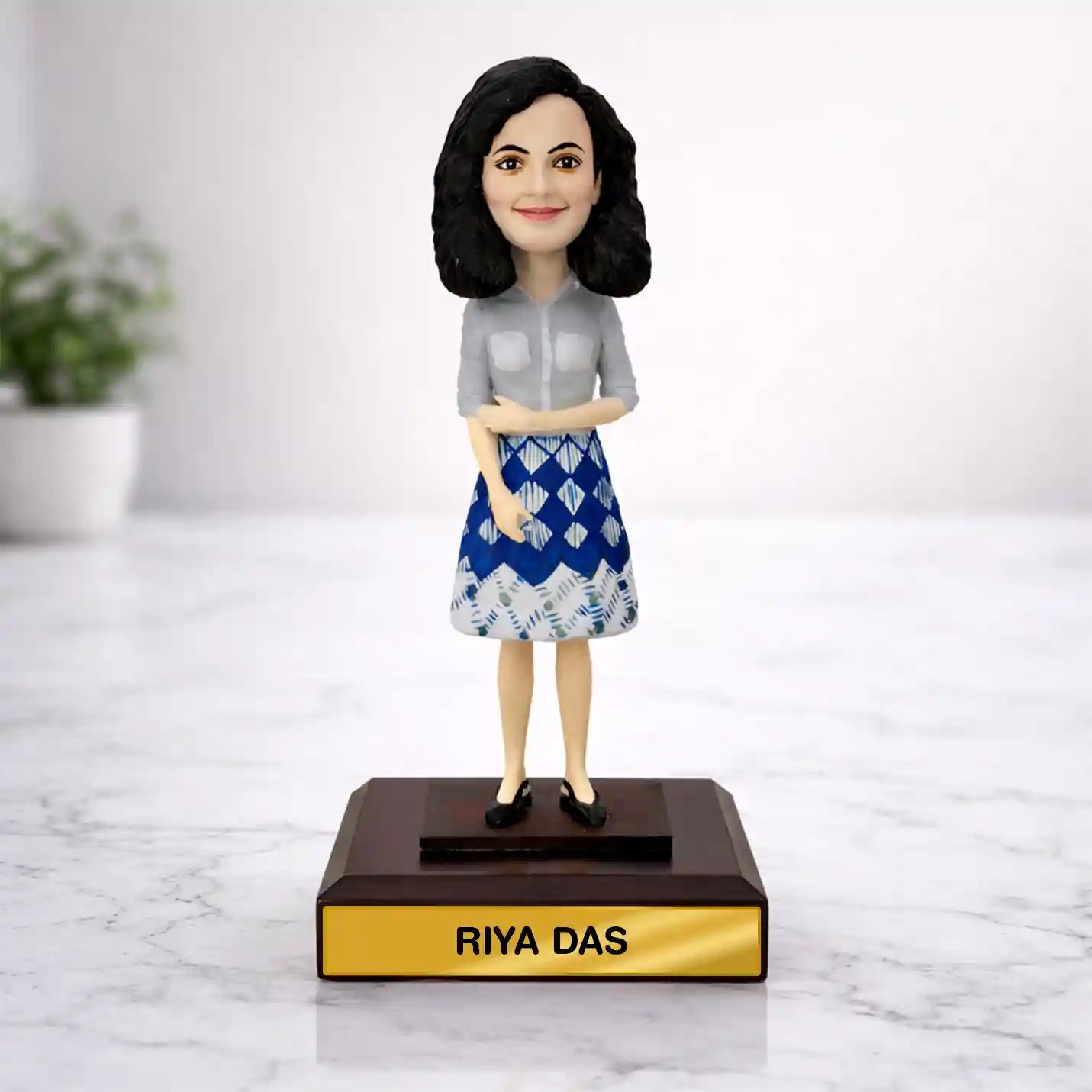 Face Customized Bobblehead - Woman in Skirt and Top
