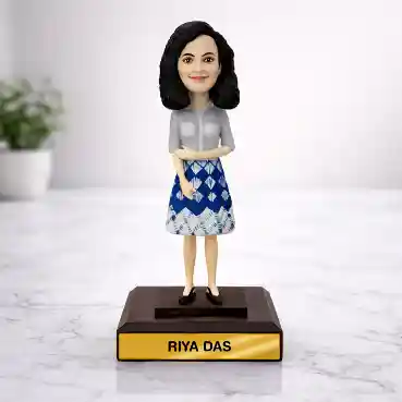 Face Customized Bobblehead - Woman in Skirt and Top
