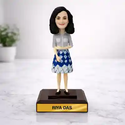 Face Customized Bobblehead - Woman in Skirt and Top