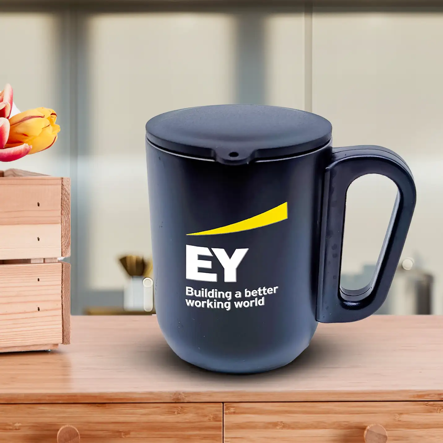 Black Customized Coffee Mug With Lid ( Size: 240 ml)