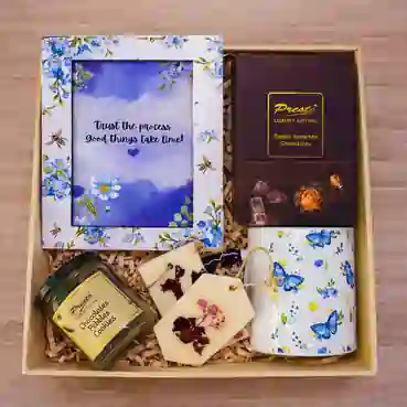 Bloom &amp; Bliss Gift Hamper