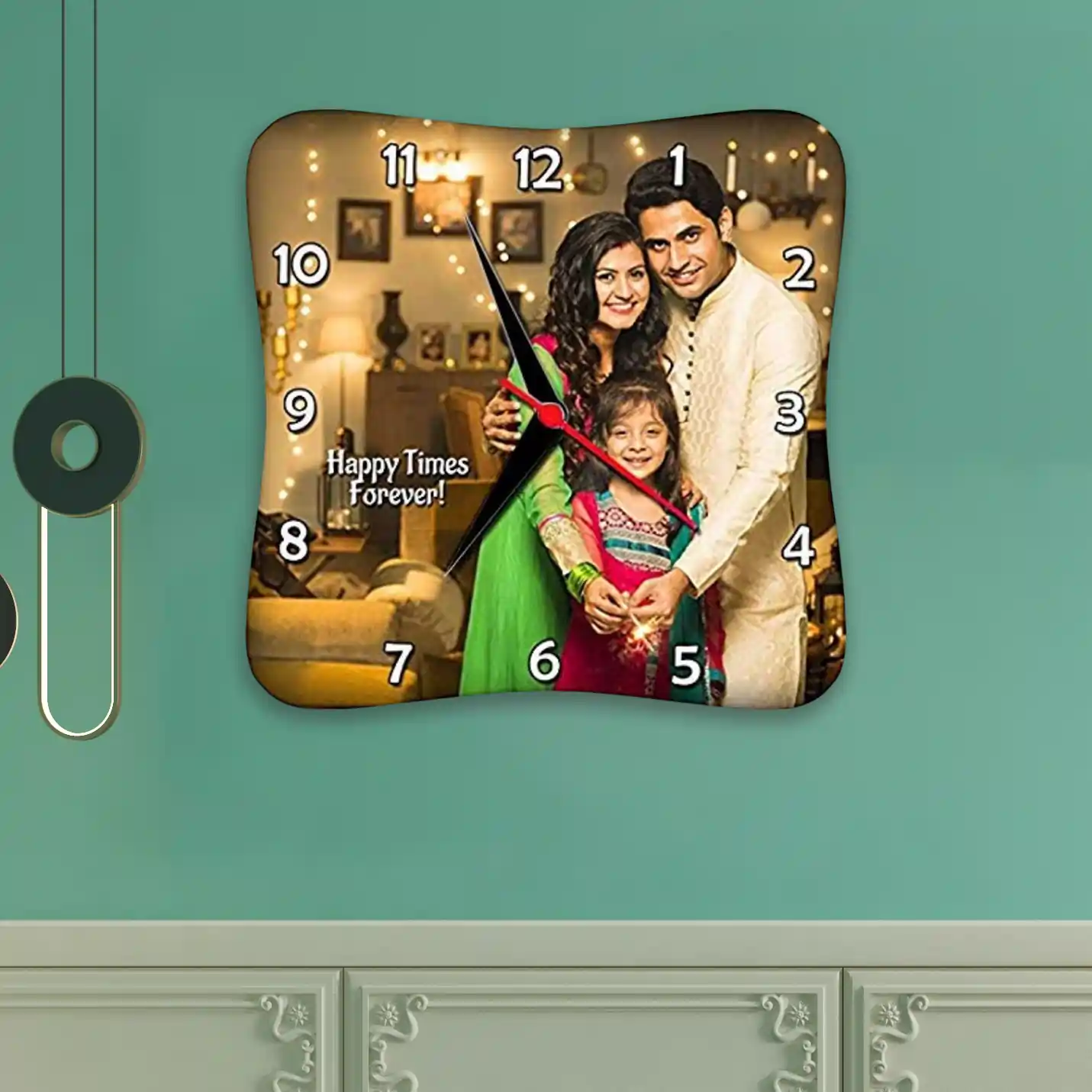 Customized Gift Clock for Home123